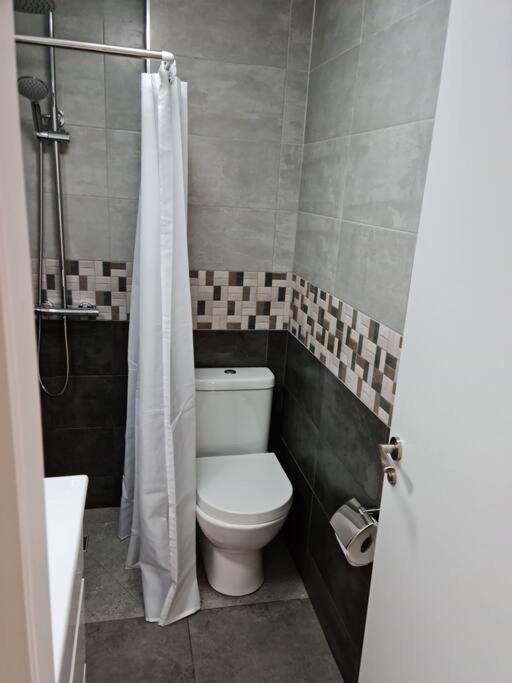شقة لوس كريستيانوس  في Big Apartament المظهر الخارجي الصورة